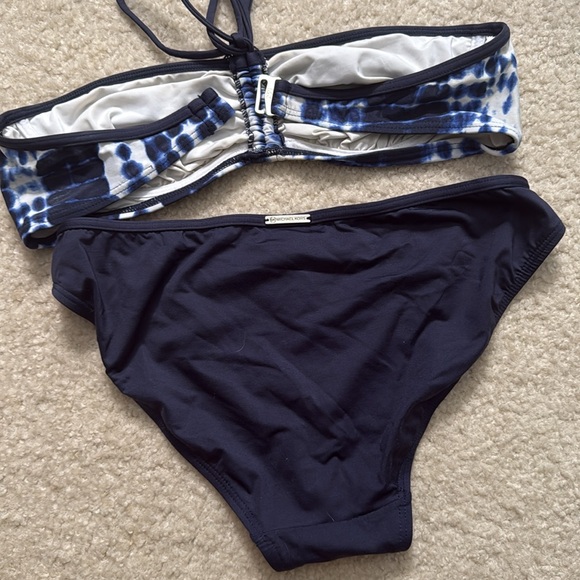 Michael Kors Blue and White Bikini Swimsuit - Size Medium - Picture 6 of 6